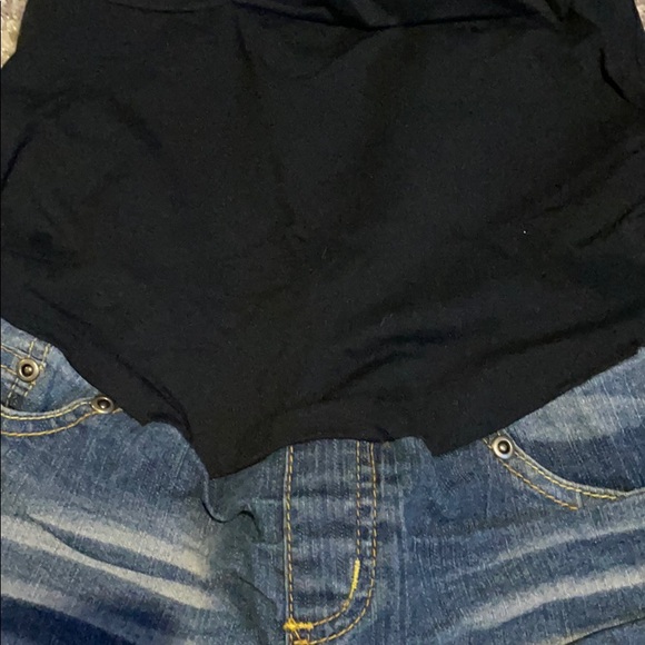 Planet Motherhood Maternity jean shorts Size M - Picture 3 of 6